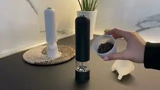 Macina sale e pepe elettrico con luce