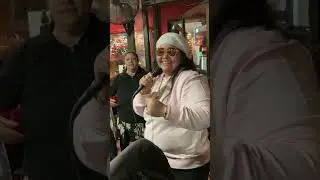 Vero G. Live performance 2025 performing Romper Mi Corazon 