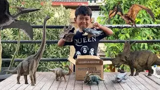Review Mainan Dinosaurus Berbagai Ukuran 🦖🦈 - Megalodon, Brachiosaurus, Mosasaurus, Styracosaurus