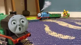 Thomas rob&ocirc; Tinder disco voador