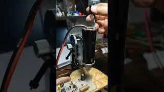 Новый двигатель для сверлильного станка.