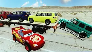 Flatbed Truck Mcqueen | Transportation with Truck - Pothole vs Car #15- Big & Small Cars vs Rainbow
