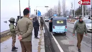 В Сринагаре силы безопасности усилили проверки транспортных средств и патрулирование.