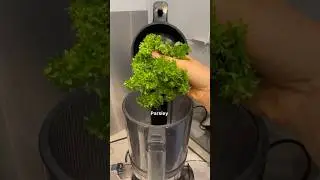 Today&rsquo;s Cold Pressed Green Juice Nama J2 Juicer Discount code RIANE55 #healthylifestyle #juicewrld