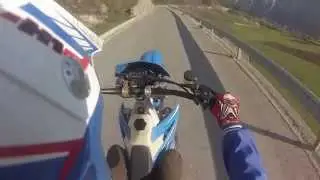 tm 125 training wheelie/impennate