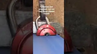 And this is supposed to keep stuff safe? #lock #masterlock #satisfying #reverse  #sandingshit