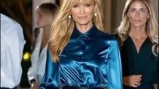 Executive jet flare: super classy satin blouse// blouse ideas #style
