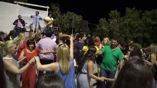 Κωμιακή γλέντι 2017:Τραγούδι Γιάννης Βιτζηλαίος βιολί Μάνος Πρεβενιός λαούτο Στέλιος Βιτζηλαίος Νο 2