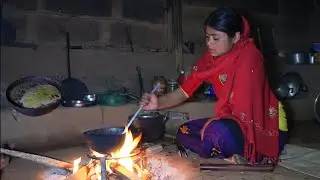 Traditional Nepali Cooking !! Wood-Fire Dal Bhat with Potato Curry !!