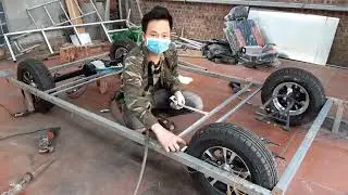 Crafting alien cars part 1: Looking for car building parts and basic parameters