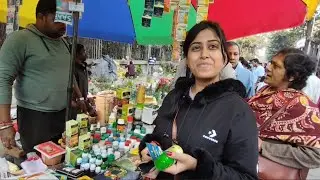 V1153 বিকেলে তিন মাথায় ভিড় করে কম দামে গাছ কেনে ভুলুদার সারের দোকানেও জমজমাট Kolkata Galiff Street