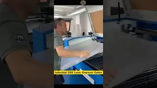 Acrylic Sheet Cutting CO2 Laser Machine For Cuts and Engraver