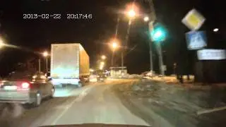 Любителям езды по обочине.