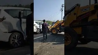 LIVE ACCIDENT ON SHAHAPUR MUMBAI HIGHWAY