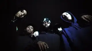 R.43 & Malaza - Entr&eacute;e Fracassante