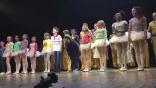 Billy Elliot De Musical: Finale (Samuel Beau Reurekas als Billy)