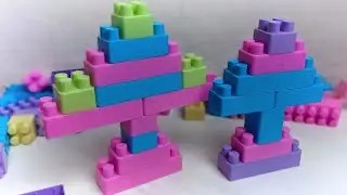 Satisfying LEGO Christmas Tree Build ASMR &mdash; Relaxing Holiday Creativity