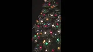 Atlantic Mold Ceramic Green Christmas Tree Large with Bird Pegs