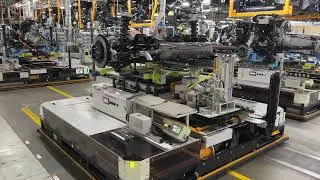 【マツダ】防府工場内で働くAGV（Automatic Guided Vehicle：無人搬送車）
