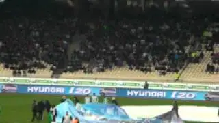 LEOFOROS.GR: &Eta; &Theta;&Upsilon;&Rho;&Alpha; 13 &Alpha;&Pi;&Omicron;&Mu;&Alpha;&Kappa;&Rho;&Upsilon;&Nu;&Epsilon;&Iota; &Tau;&Omicron; &Pi;&Alpha;&Nu;&Omicron; &Tau;&Eta;&Sigma; SUPER LEAGUE