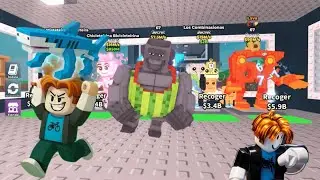 THIS GORILLA CHASED ME 😱#roblox #youtube 