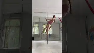 Titanic and shoulder mount @zvuch_naya #pdtitanic #poledance #pdtrick