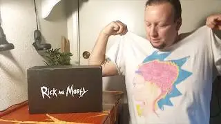 Rick n Morty Loot Crate - First Box Unboxing