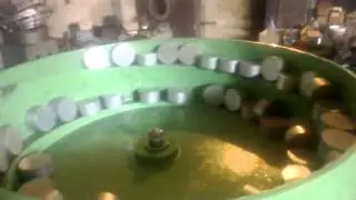 Vibrating Bowl Feeder For Round Aluminium Pcs.