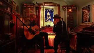 Sherman TANK Doucette -  Burnin' Down (Acoustic)