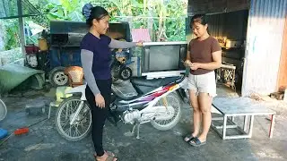 Genius girl: Repair and restore an antique TV for the girl in the same village