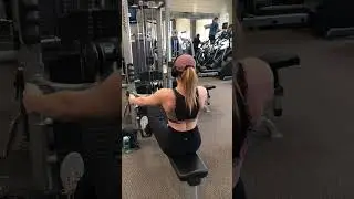 Seated Cable WIDE-Grip Row (mid back & posture muscles)