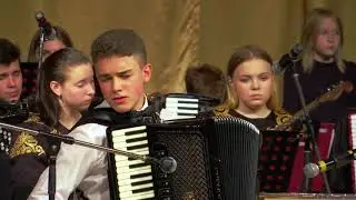 Играет Алексей Гордица