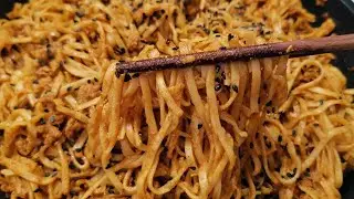 Лапша с острым чесноком | Рецепт чесночного рамэн