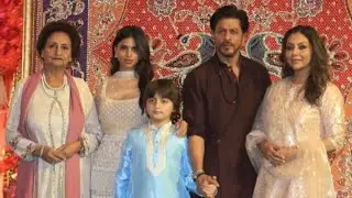 Shahrukh Khan With Wife Gauri Khan, Daughter Suhana and Son AbRam At Ambani's Ganpati Puja