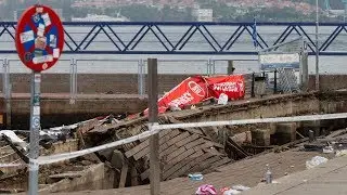 Hundreds injured after pier collapses in Spain