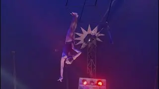 Aerial Cube „Circus Selina”Weihnachtscircus Itzehoe German 2025-2026