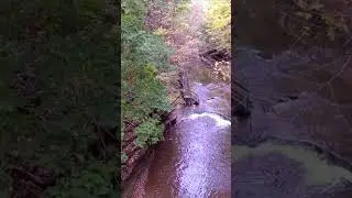 🥾 Hiking in Matthiessen State Park #chicagotravel #illinois #stateparks #fallfoliage