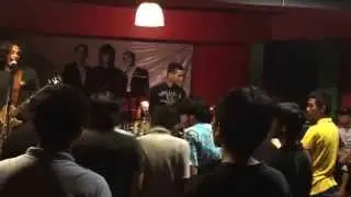 maddame... - Return of the Mad Sheriff (New Song)