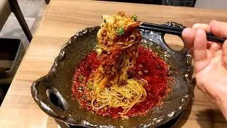 大陸風 一度は食べてみてほしい唐辛子たっぷりラーズー麺と超お薦め黒酢酢豚 神戸 元町