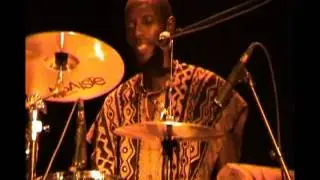 Calvin Yug - En circulation Africaine