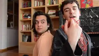 Dr Leopold and Mr Varonos (&Upsilon;&pi;ό&theta;&epsilon;&sigma;&eta; &Chi;&alpha;&mu;&alpha;&iota;&lambda;έ&omega;&nu; &sigma;&tau;&eta;&nu; &Omicron;&mu;ί&chi;&lambda;&eta;)
