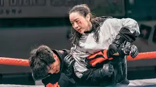 The school bully messed with the new teacher, not knowing she's a boxing champion