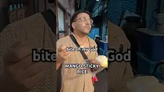 Eating MANGO STICKY RICE in an alley 🇹🇭 #streetfood #drunk #thaistreetfood #shorts #funnyshorts