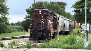 DMIR 813 returns with freight