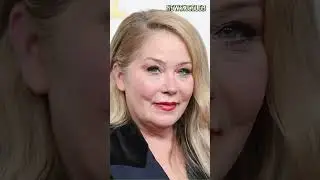 Редкое появление Кристины Эпплгейт на встрече актеров сериала &laquo;Женаты с детьми&raquo; растрогало поклон...