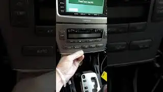 Лексус ES330 2005 г  подключение адаптер AUX UZB