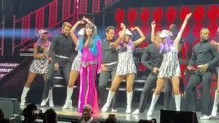 CHER - HERE WE GO AGAIN - CHICAGO 2019