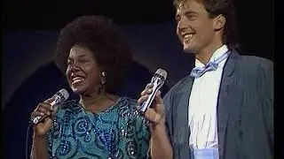 EVERYBODY NEEDS A LITTLE RAIN - GERARD  JOLING & RANDY CRAWFORD -   remastered by LESIO