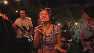 Wait a Minute! - Willow cover by Saphira X ZHOCA