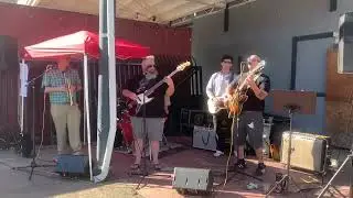 The Bracers - Glad She Stayed Away